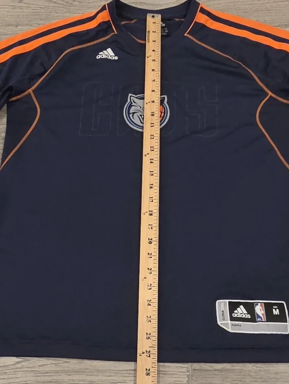Adidas 2010 Charlotte Bobcats On-Court Shooter Long Sleeve Away Jersey - Medium